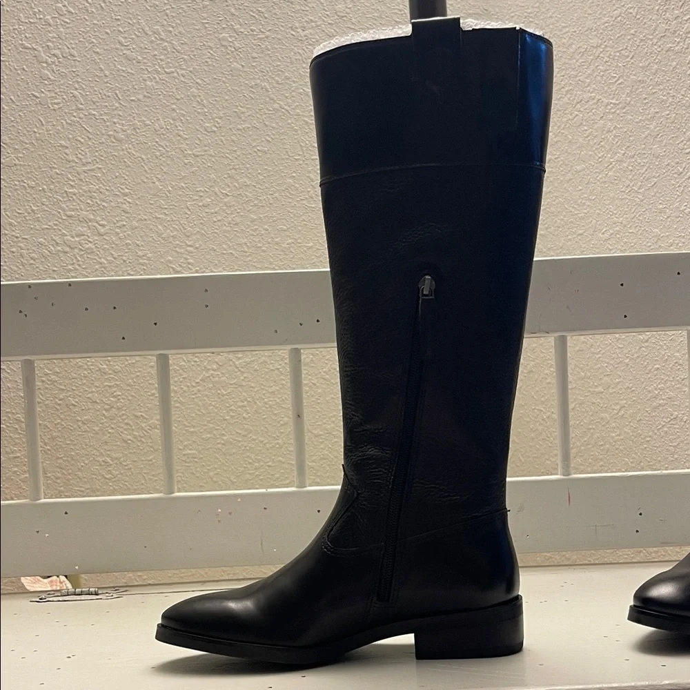 Vince Camuto Sleek Black Selpisa Leather Boots